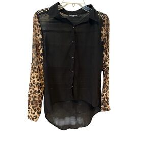 Speed Limit Mph Women's Blouse Sz S Black Animal Print Studded Sheer High Low